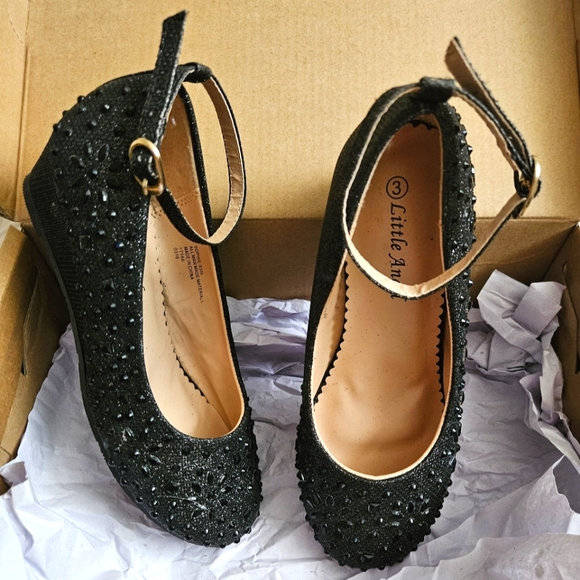 little angels Other - Girls black small heels